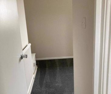 4 bedroom terraced house to rent - Photo 2