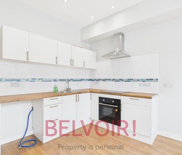 2 bedroom flat to rent - Photo 2