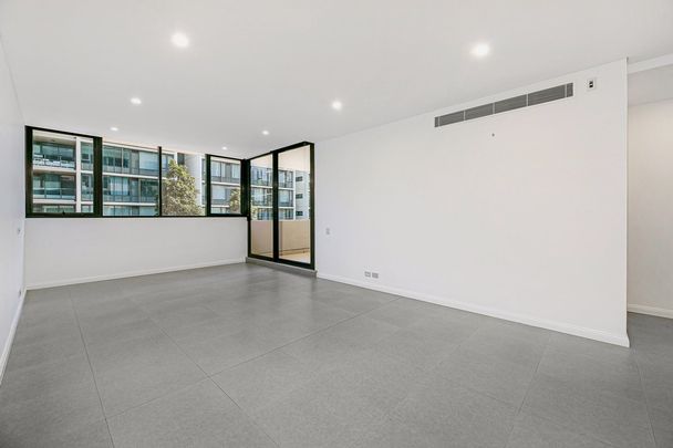 Premium Three-Bedroom Apartment I Spacious Layout & Luxe Interiors - Photo 1