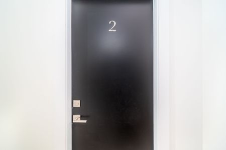 For Lease - 13 Mansfield Avenue Unit# 2, Toronto, Ontario - Photo 4