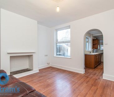 2 bed Semi-Detached House for Rent - Photo 3