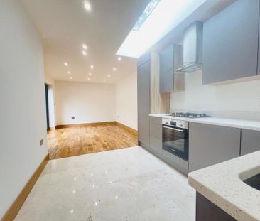 2 bedroom property to rent - Photo 2