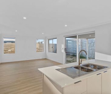Modern Family Living in a Convenient Location - Photo 4