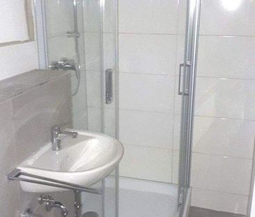 Modernisiertes Apartment mit Balkon - Photo 1