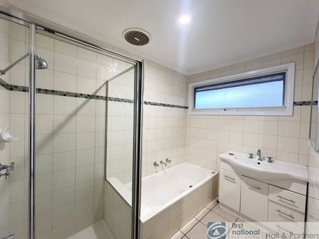 11 Calrossie Close, 3802, Endeavour Hills Vic - Photo 2