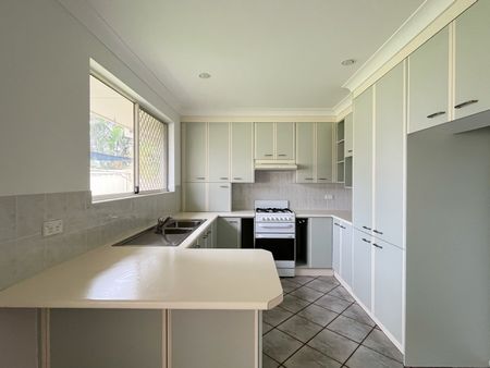 Boambee East, 7 Jabiru Court - Photo 5