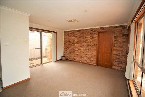 11C Hillston Street - Photo 1