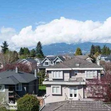 2 Bed+1 Den Close to UBC\Jericho Beach , Top Floor View - Photo 4