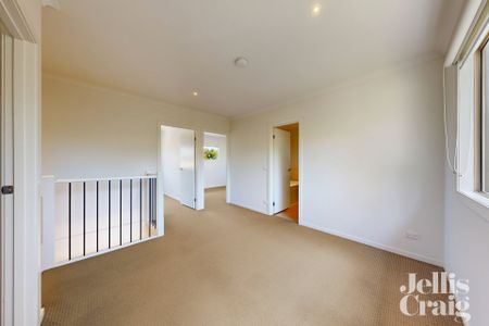 2/4-6 Smyth Street, Mount Waverley - Photo 4