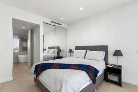 1409/681 Chapel Street, - Photo 3