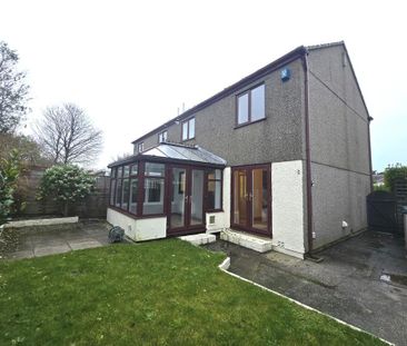 3 bedroom semi-detached house to rent - Photo 2