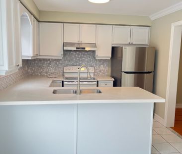 For Lease - 5580 Creditrise Place, Mississauga, Ontario - Photo 6