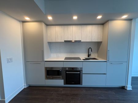 For Lease - 609 Sherbourne Street Unit# 1009, Toronto, Ontario - Photo 5