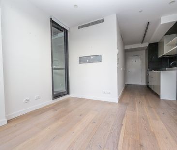 Elevated and Private - Photo 4