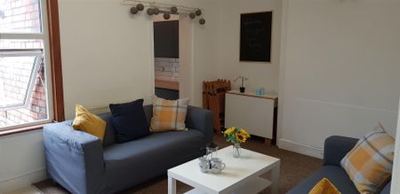 Christina Terrace, Bristol - Photo 3