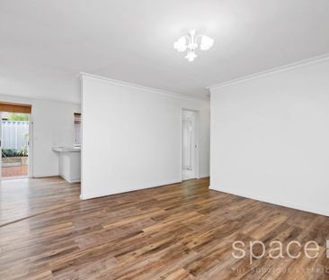 Unfurnished villa in sough after location - Photo 3