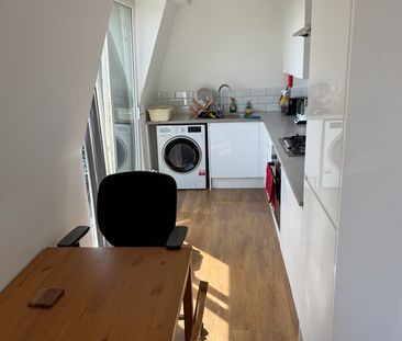 Room in a Shared Flat, Brixton Hill, SW2 - Photo 6