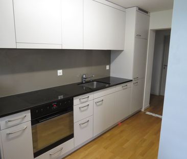 Ihr neues Zuhause mit Platz und Komfort - Photo 1