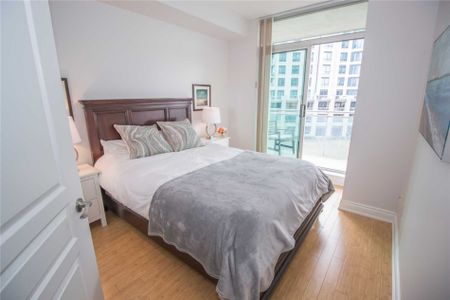 For Lease - 5 Marine Parade Drive Unit# 410, Toronto, Ontario - Photo 4