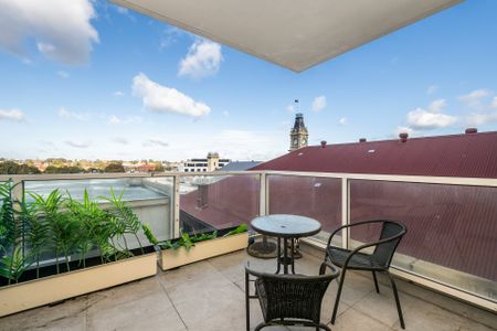 Greta Location in Hawthorn - Fully Furnished - Photo 4