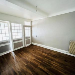 Location Appartement 2 pièces 75m² MACON 71000 - Photo 2