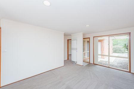 4 Nairn Place, Macquarie ACT 2614 - Townhouse For Rent | Domain - Photo 3