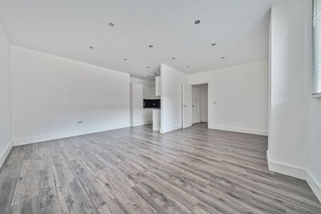 Catteshall Lane, Godalming - 1 bedroomProperty for lettings - Seymours - Photo 3