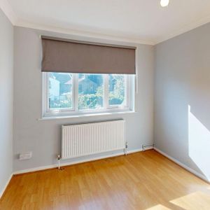 2 bedroom house share to rent - Photo 2