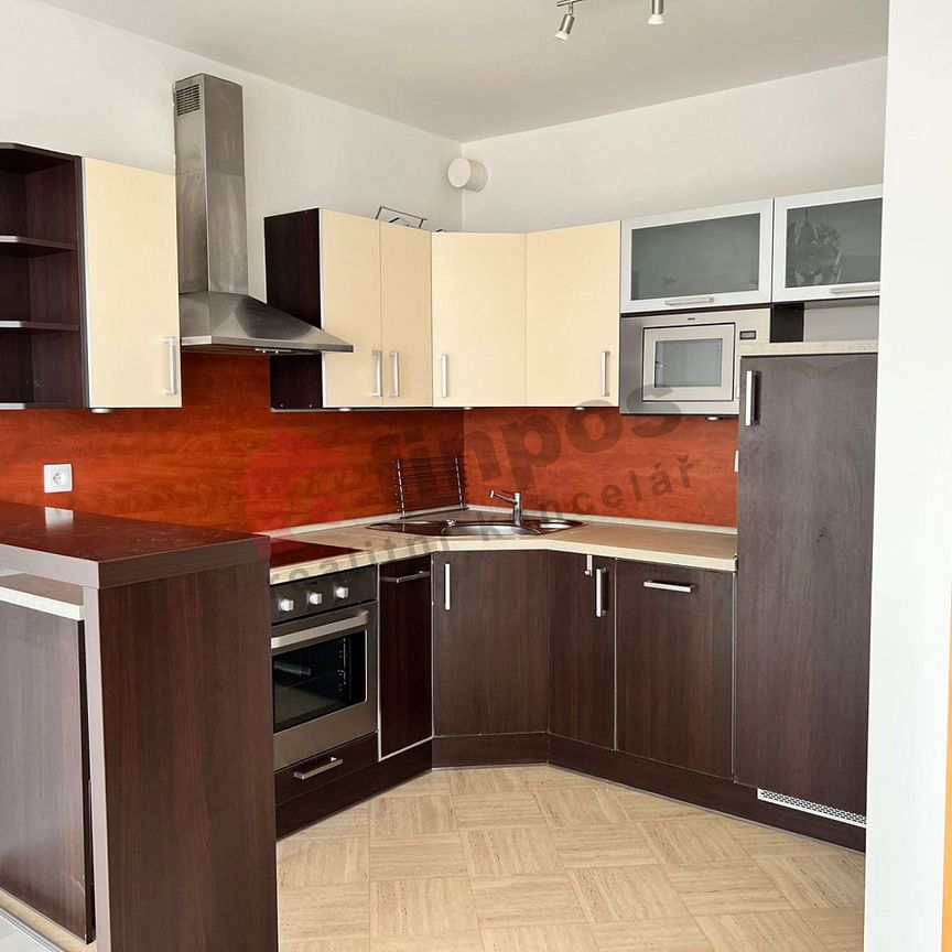 Pronájem bytu 2+kk 83 m² - Fotografie 1