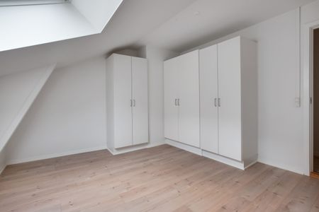 Lækker lejlighed i centrum - Photo 2