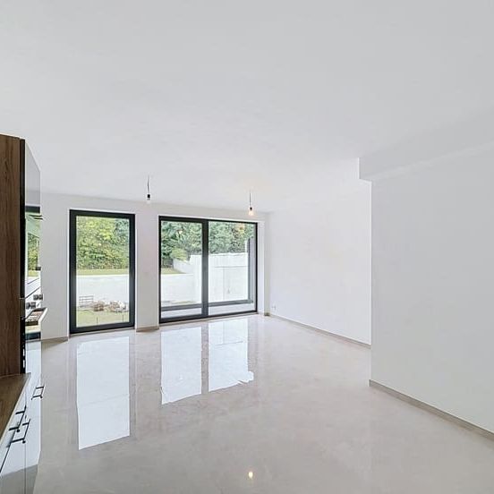 Appartement te huur - Photo 1