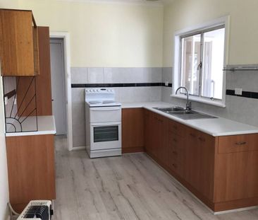 3 Bedroom Family Home - Photo 5