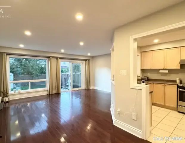 3839 Spicewood Way, Mississauga, Ontario L5N 7W8 | 3839 Spicewood Way, Mississauga - Photo 1