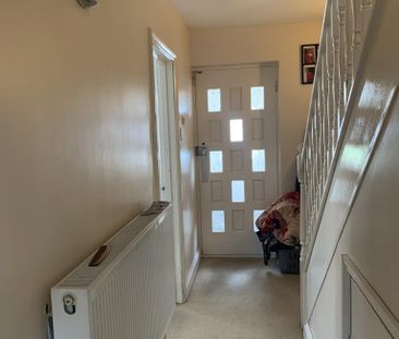 3 bedroom terraced house to rent - Photo 4