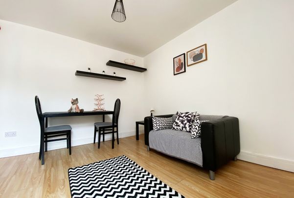 1 Bed Flat, Percy Road, LE2 - Photo 1