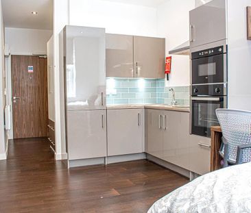 Studio to rent - Photo 5