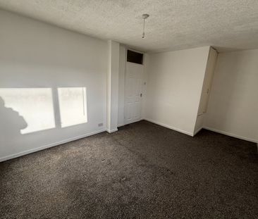 2 Bed Semi-Detached House, Great Cheetham Street West, M7 - Photo 5