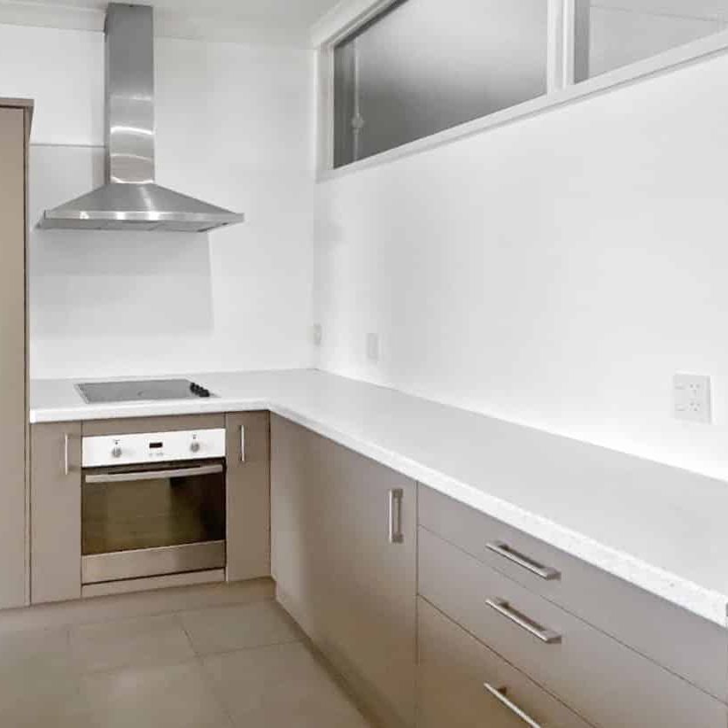 CITY CENTRE- 3 BEDROOMS - Photo 1
