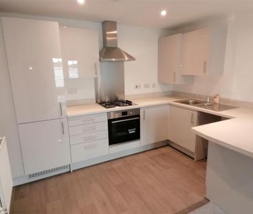 2 bedroom apartment to rent - Photo 5