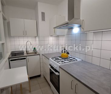 Warszawa, Śródmieście, Grzybowska - Photo 3