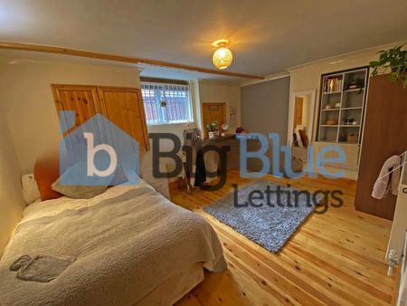 4 bedroom terraced house to rent - Photo 4