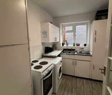 Brecon Court, Selborne Place, Hove - Photo 2