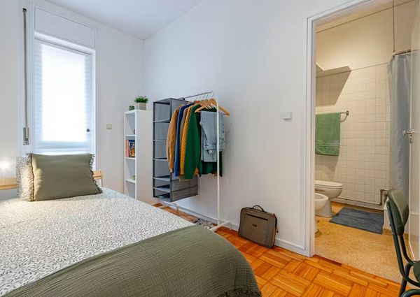 Mieszkanie na wynajem - 180 m² - 1 pokój Porto Porto