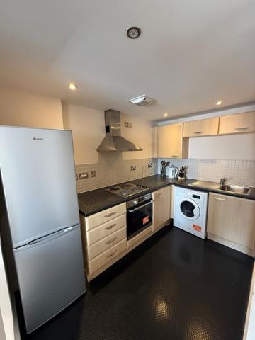 2 bedroom apartment to rent - Photo 3