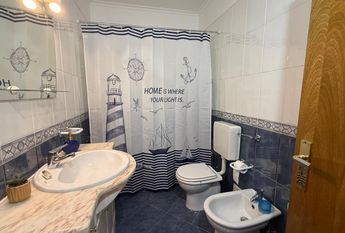 Excelente Apartamento T2 localizado em zona privilegiada de Albufeira.