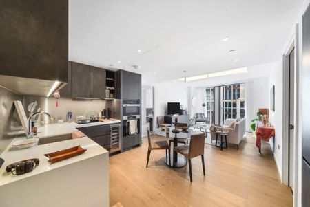 Thames City, London SW8 - Photo 4