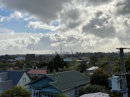 3 Bedroom Townhouse Mt Albert - Photo 2