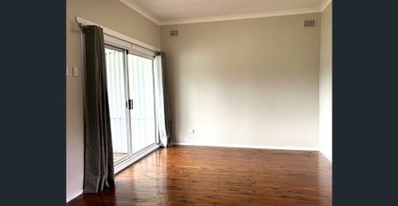 Perfect Family Home - Photo 2