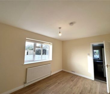 Available as a Company Tenancy, this delightful and recently refurb... - Photo 5