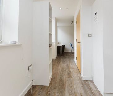 St. Stephens House, - Photo 1